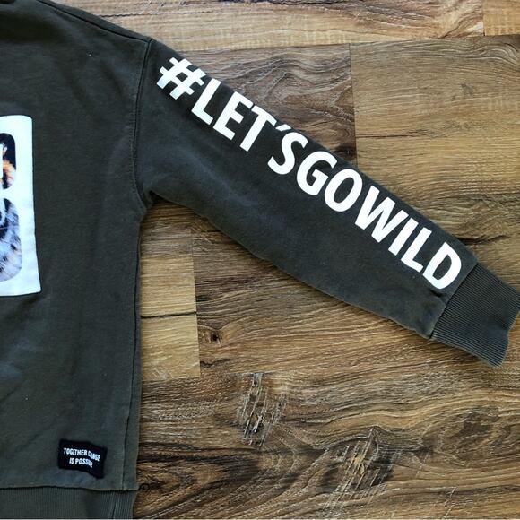 H&M Kids “Let’s Get Wild” Sweatshirt - Picture 3 of 5